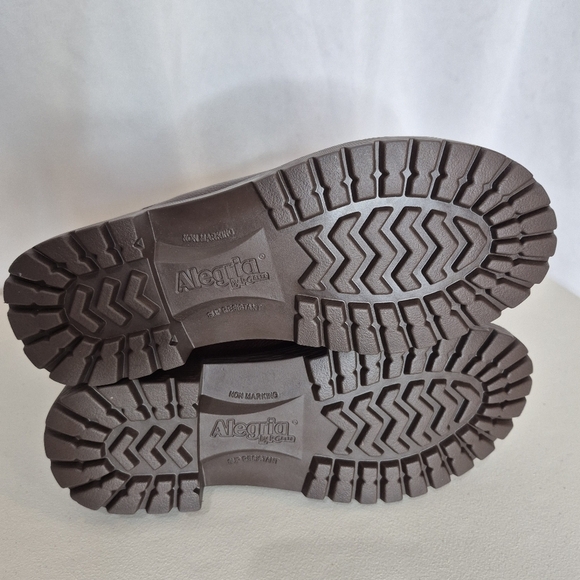 Alegria Women's Rorie Java Leather Ankle Bootie w/ Double Zipper - Size 9 / 39 - Picture 12 of 15